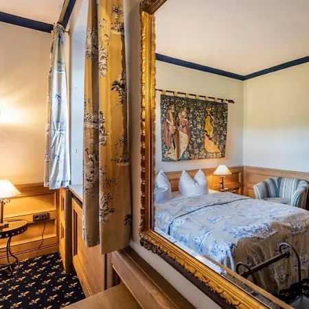 Burg Rabenstein Hotel 3*