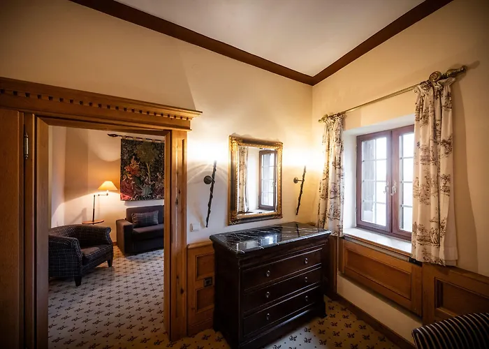 Hotel Burg Rabenstein 4*